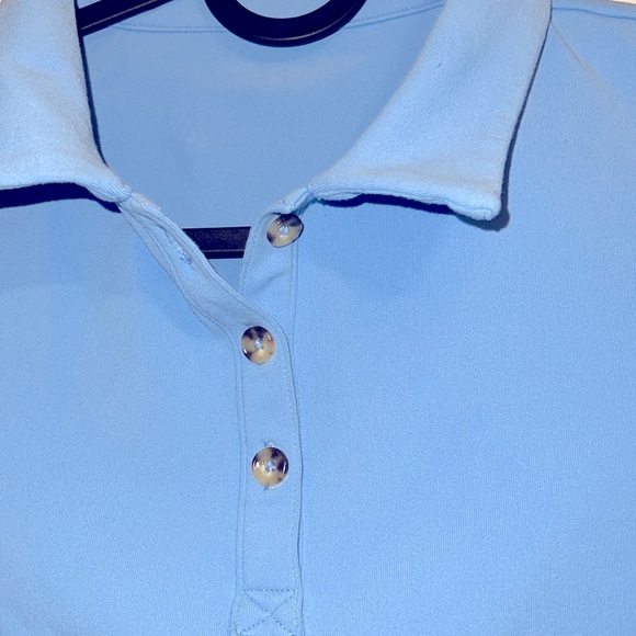 ALO Yoga Choice Cropped Polo in Blue Sky - Picture 4 of 6
